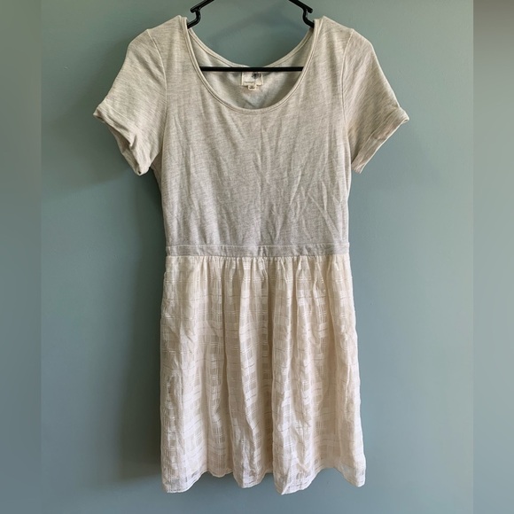 Anthropologie’s Everleigh Beautiful Cream Dress Size Small - Picture 1 of 6